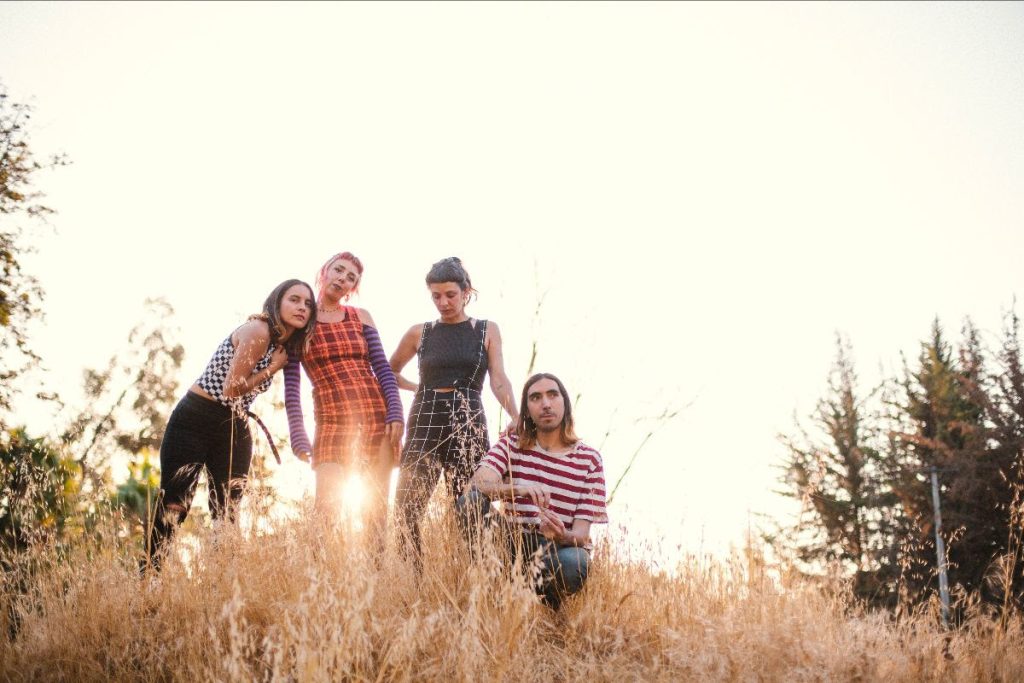 Yinyer recibe el 2025 con un nuevo single"Otro sue&ntilde;o"